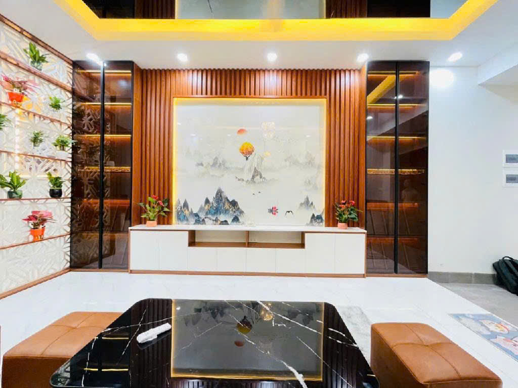 HOÀNG MAI 45M X 5T mt4.8m CHỈ 6.X TỶ NỘI THẤT CAO CẤP - NHÁ MỚI - TIỆN ÍCH NGẬP TRÀN